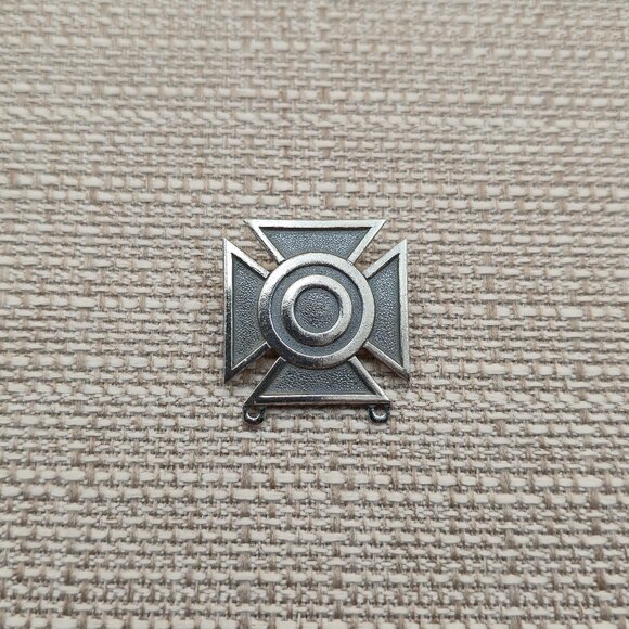 Jewelry - Sterling Silver WWII Marksman Sharpshooter Pin Brooch A5241